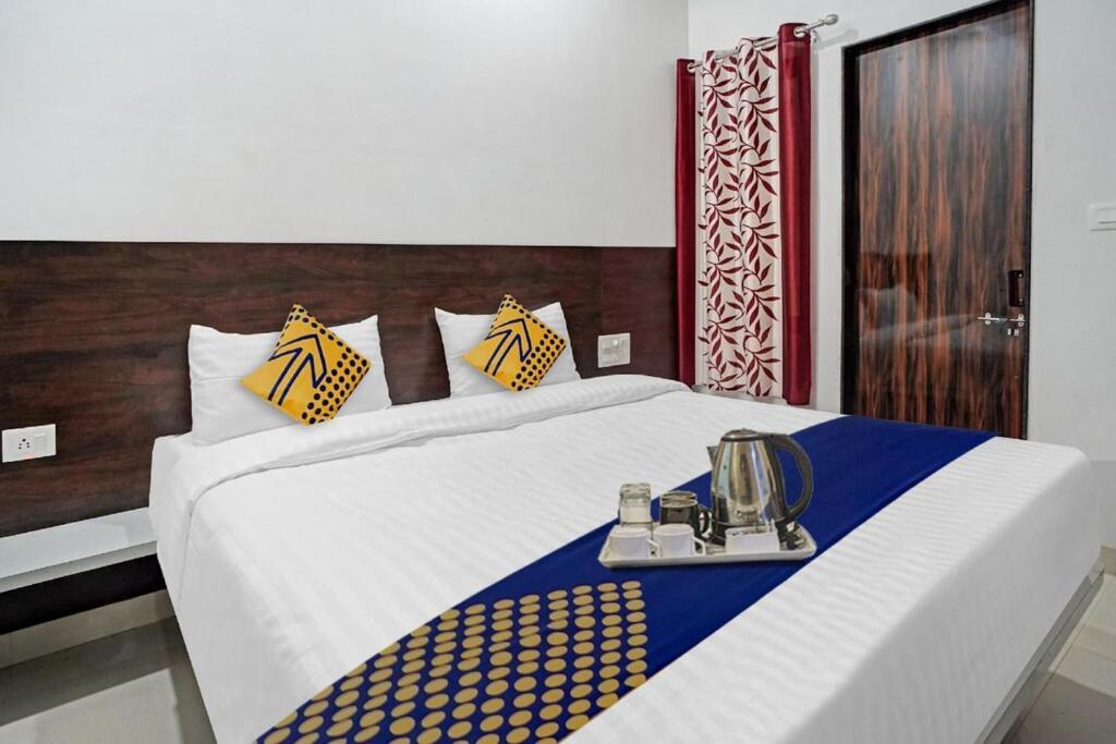 Hotel Angan อุเดเปอร์ ภายนอก รูปภาพ