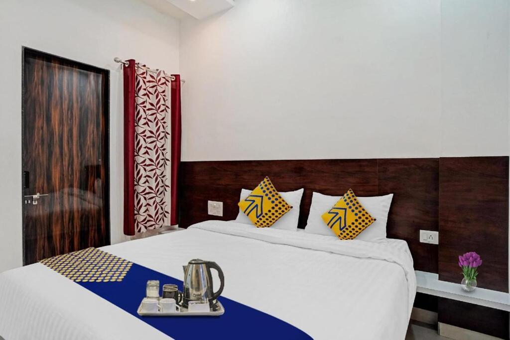 Hotel Angan อุเดเปอร์ ภายนอก รูปภาพ