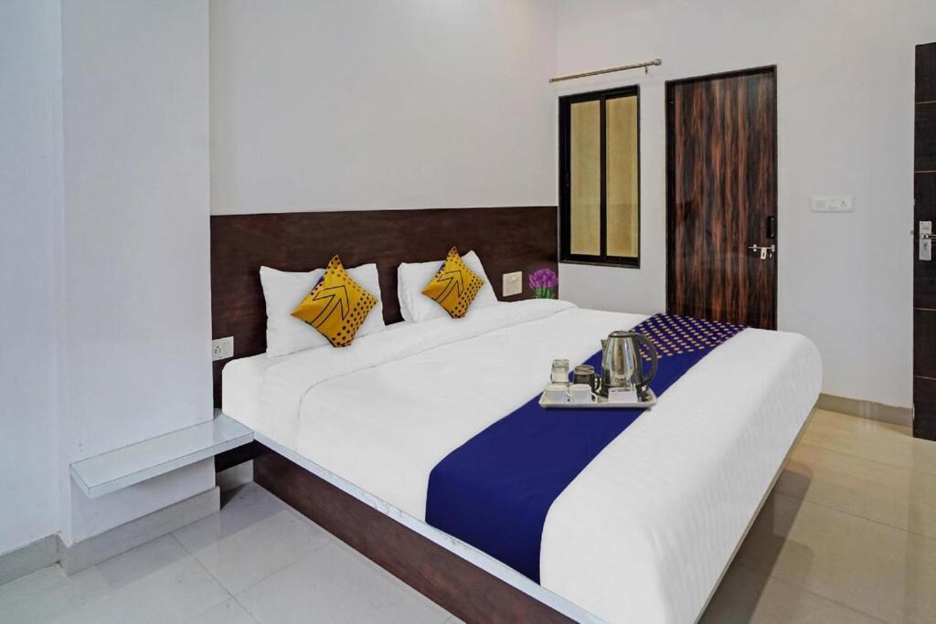 Hotel Angan อุเดเปอร์ ภายนอก รูปภาพ